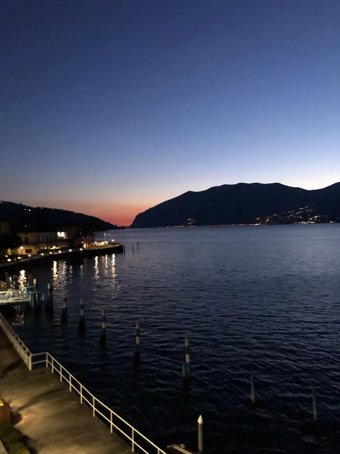 Residenza Di Prestigio In Riva Al Lago Marone Primo Piano Apartment