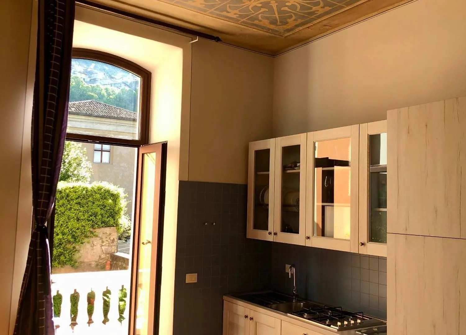 Residenza Di Prestigio In Riva Al Lago Marone Primo Piano Appartement