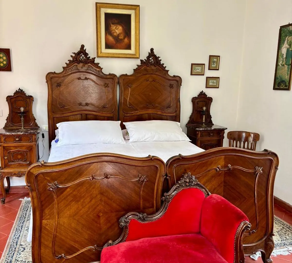In Riva Al Lago Di Iseo Residenza Primo Piano Marone 0*,  Itália